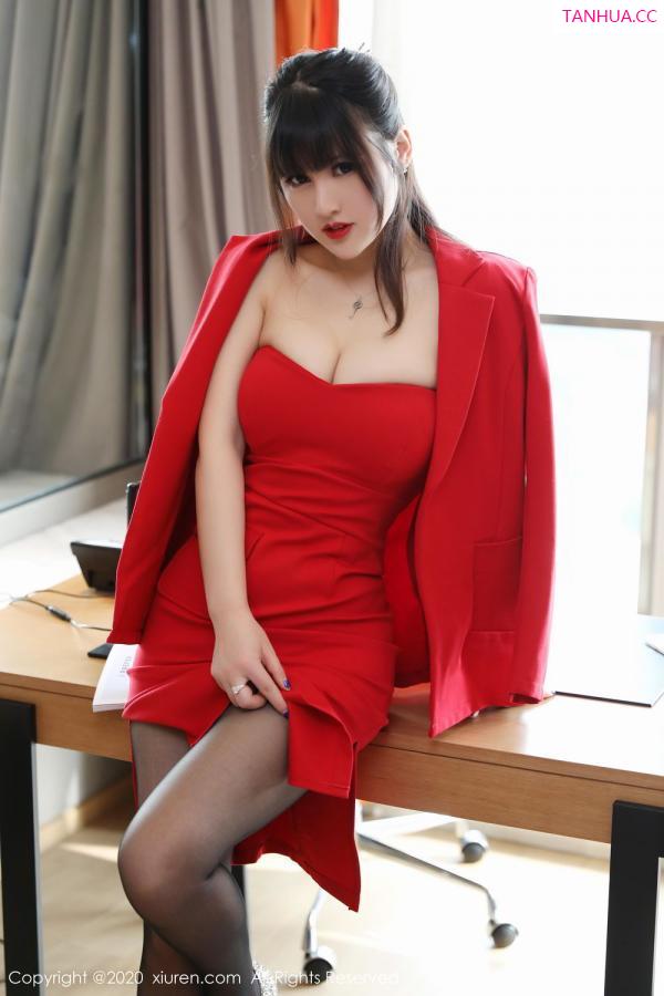 陈诗诗 诗诗 [XIUREN]高清写真图 2020.03.23 诗诗kiki第4张图片